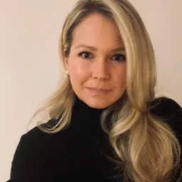 Kirsten Siebenson